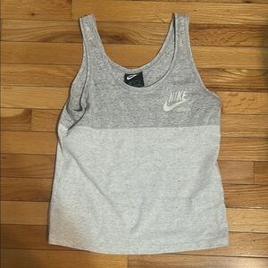 Nike Women's Heather Gray Tank Top